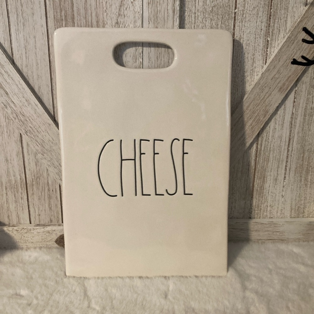 Rae Dunn 2018 Cheese Cutting Board